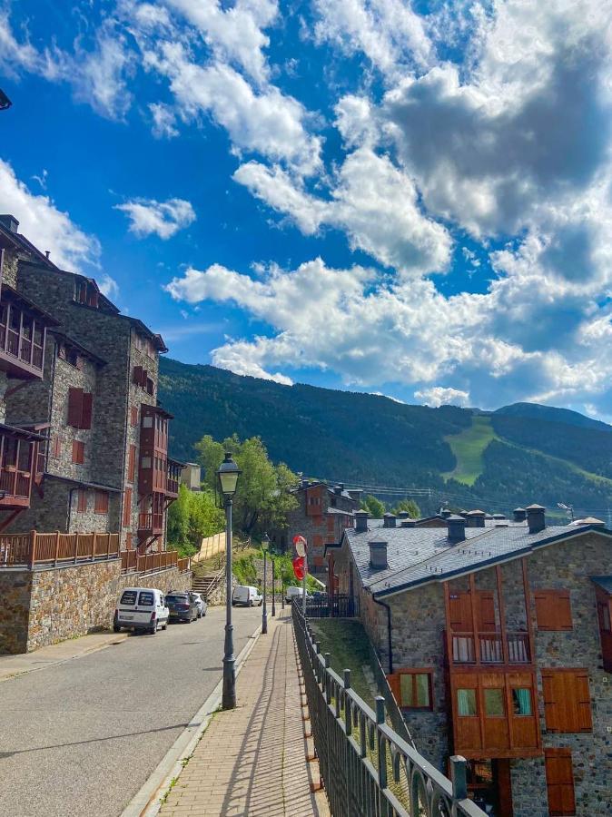 Naturaleza En Soldeu - Disfruta En Familia De Terraza Con Vistas - Parking Gratis Canillo Exterior photo